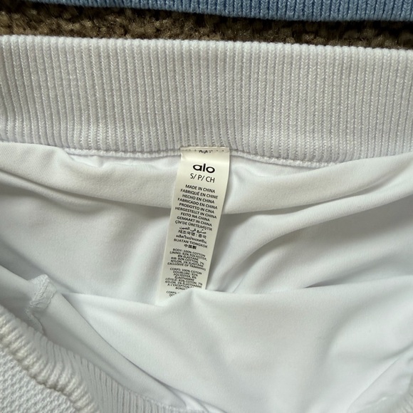 alo TENNIS CLUB SWEATER KNIT CROPPED POLO and Skirt Set Seashell Blue - Picture 5 of 5